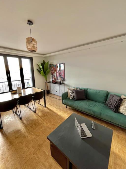 Magnifique Appartement Neuilly Sur Marne Entre Paris Et Disneyland Екстериор снимка