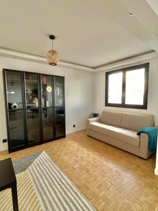 Magnifique Appartement Neuilly Sur Marne Entre Paris Et Disneyland Екстериор снимка